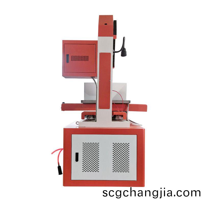 穿(chuan)孔(kong)機